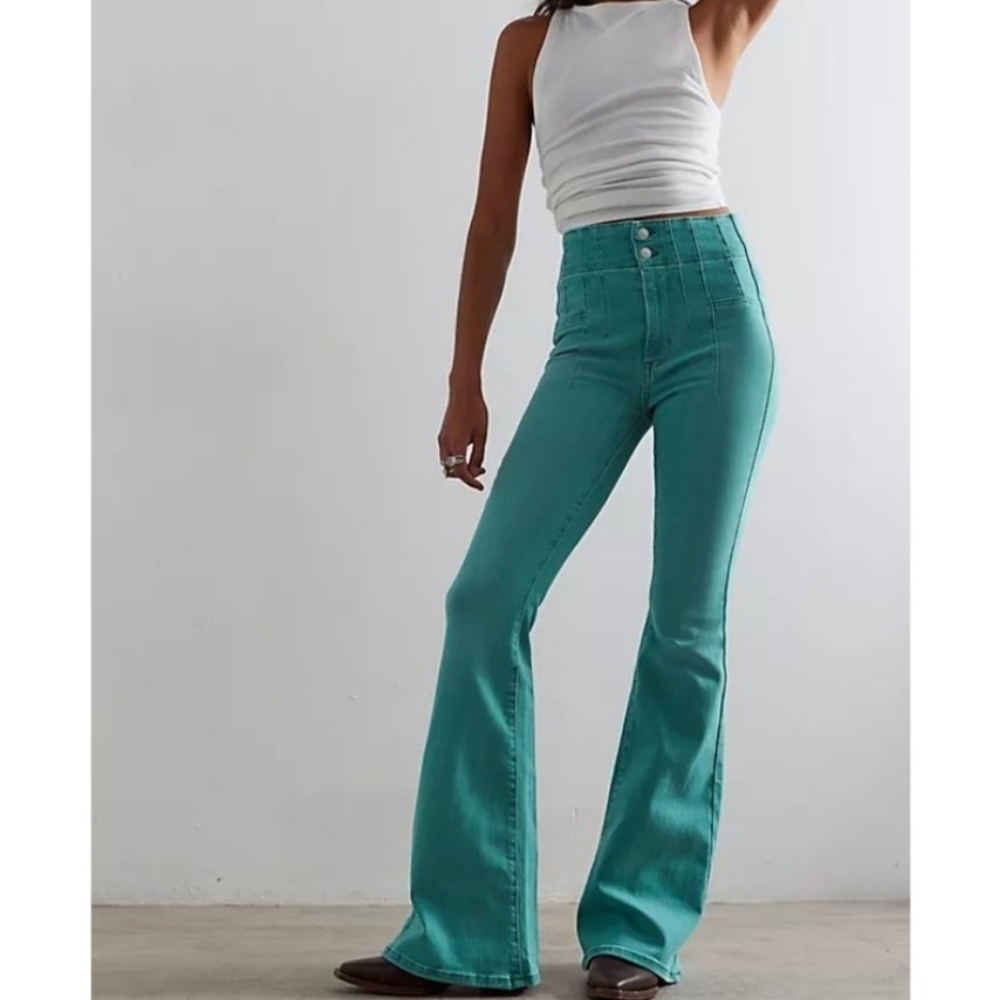 NWT Free People We The Free Jayde High Rise Flare Jeans 29S Blue Tourmaline